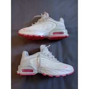 Nike Air Max Sneakers Women's Size US 7.5 UK 5